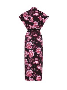 This Floral Poplin Shirt Dress by Adam Lippes features a pink peony print against a contrasting black background. It is crafted from Italian cotton poplin creating a soft and delicate look, brought together with a grosgrain belt and mother-of-pearl buttons. [tab] Composition: 96% Cotton, 4% Elastane Size and Fit: Runs True to Size Care Instructions: Dry Clean Only Origin: Imported SKU: AD49P743 Questions about size, fit, or how to style? The KZ team is here to help you look and feel your best! C Poplin Shirt Dress, Cap Sleeve Shirt, Classic Shirt Dress, Adam Lippes, Peony Print, Easy Style, Dress Shirt Sleeves, Pink Peony, Dress Silhouette