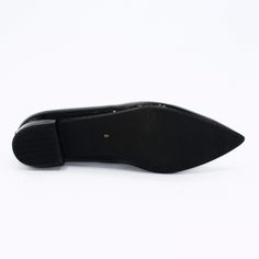 This Estiletti flat comes in two different colors and materials: black and navy; leather and patent. The shoe has a rubber sole and a pointed toe. Made in Spain. Bow Flats, Gold Heels, Pointed Toe Flats, Navy Leather, Black And Navy, Slip On Shoes, Different Colors, Rubber Sole, Black Leather