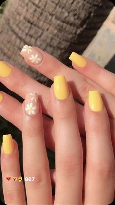 Acrylic Nails Yellow, Simple Acrylic Nails, Summer Acrylic Nails