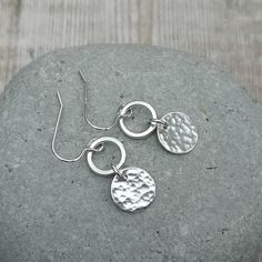 Texture Jewelry, Rings Hand, Circle Jewelry, Hoop Earrings Silver, Hammered Earrings, Disc Earrings, Jewellery Accessories, Small Earrings, Hammered Silver