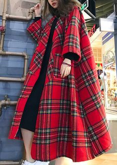 Tartan Fashion, Coat Spring, Mode Kimono, Maxi Coat, Trendy Fall Outfits, Plaid Coat, Spring Fabric, Linen Maxi Dress, Comfortable Room