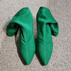 Beautiful Kelly Green Color Sock Style Booties Nwot Never Worn Size 6 Please View All Photos I'm Happy To Answer Any Questions Green High Heel Winter Heels, Trendy Green Ankle-high Heels, Trendy Stretch Boots With Round Toe, Fitted Green Knee-high Boots, Green High Heel Boots For Winter, Green Round Toe Heeled Boots For Spring, Green High Heeled Winter Boots, Green Ankle Boots For Spring, Green Casual Heeled Boots With Round Toe