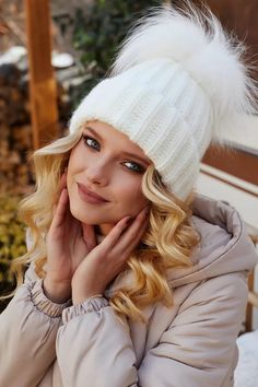 Keep your head warm in s cold winter days with our warm and cozy fleece-lined double FOX pom beanie. - 2 gorgeous BIG FOX fur pom poms are the perfect topper to this knit beanie hat. A perfect gift for a college student, mom, or ski lover, this pom pom hat will keep the lucky lady who receives it Fleece-lined Beanie, Warm Beanie For Cold Weather, Winter Beanie Hat With Faux Fur Lining, Winter Outdoor Soft Knit Hats, Winter Soft Knit Outdoor Hats, Outdoor Winter Soft Knit Hats, Winter Beanie With Fleece Lining, Snug Beanie For Cold Winter Weather, Warm Winter Hats One Size