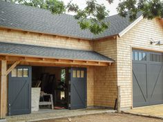 Barns Final Valley, Garage Building Plans, Bank Barn, Timber Frame Barn, Horse Barn Designs, Barn Shop, House Work, Timber Frames, Studio Spaces