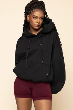 It's like wearing your boyfriend's hoodie... except better. Designed to feel like the ultimate warm hug, this oversized hoodie will be your new can’t-live-without. Comfy Stretch Hooded Sweatshirt, Black Hoodie For Fall, Comfortable Black Hoodie For Fall, Cozy Fit Everyday Hooded Hoodie, Black Relaxed Fit Cozy Hoodie, Comfortable Stretch Hoodie For Fall, Black Sweats With Kangaroo Pocket For Fall, Black Hooded Sweats For Fall, Oversized Hooded Sweats For Fall