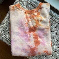 Tie Dye Crew Neck Sweatshirt From Urban Outfitters. Never Worn, In Great Condition, And Super Comfortable Cheap Hand Dyed Women's T-shirt, Tie Dye Fashion, Urban Renewal, Purple Orange, Sweaters Oversized, Color Orange, Urban Outfitters, Crew Neck Sweatshirt, Tie Dye