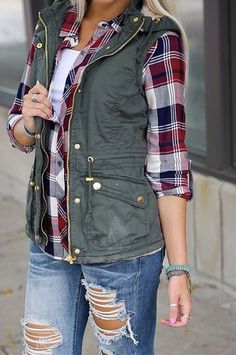 **** Loving this olive vest. Adorable over this plaid button up. Paired with distressed jean for a great casual fall look. Comfy Outfits Winter, Plaid Shirts, Plaid Outfits, Green Vest, New Fashion Trends, Casual Fall Outfits, Looks Style, Winter Fashion Outfits, Fall Winter Outfits