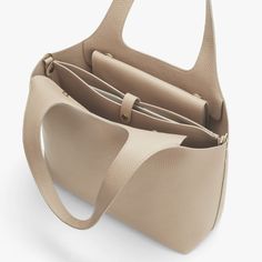 System Tote | Cuyana Tote Insert, Morning Commute, Leather Industry, Bag Ideas, Zippered Tote, Best Bags, Small Leather Goods, Flap Bag, Leather Goods