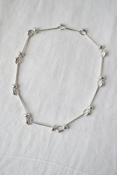 Roda Silver Necklace – Una Cool Silver Necklace, Vintage Silver Necklaces, Cool Necklace, Best Jewelry, Dope Jewelry, Funky Jewelry, Jewelry Lookbook, Best Jewelry Stores, Mellow Yellow