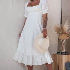 Beautiful Never Worn With Tag White Knee Length Dress. Elegant Square Neck Midi Dress For Beach, White Mid-length Maxi Dress For Summer, Mid-length White Maxi Dress For Summer, White Mid-length Midi Dress For Summer, White Fitted Midi Dress With Square Neck, White Mid-length Summer Midi Dress, White Mid-length Summer Dress, Fitted White Maxi Dress With Ruffle Hem, White Knee-length Dress With Ruffle Hem