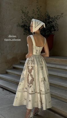 💛 Mode Vintage, Mode Inspiration, Classy Dress, Looks Vintage, Fancy Dresses, A Dress, Dream Dress, Look Fashion, Classy Outfits