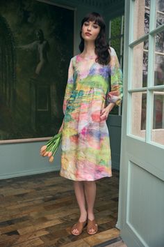 Featuring pastel tones that come together to create a stunning Abstract Landscape print, this midi-length dress is a celebration of spring. Crafted from 100% French linen, it showcases beautiful top stitch detailing along the neckline and chic button back fastening. Perfect for warmer weather, this piece is breathable, comfortable and joyous. French Fashion Icons, Printed Linen Dress, Monet's Garden, Jeanne Damas, Scarf Poncho, Linen Style, French Women, Linen Shop, French Linen