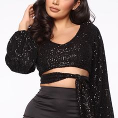 New With Tags! Never Worn! Super Sexy To Pair With A Skirt Or Pants! Can Style Up Or Down. Flowy Arms And Hugs Your Bust Perfectly! Glamorous Long Sleeve Crop Top For Date Night, Flirty Long Sleeve Crop Top For Night Out, Flirty V-neck Top For Party, Flirty Stretch Crop Top For Date Night, Flirty Tops For Date Night And Party Season, Flirty V-neck Party Tops, Glamorous Long Sleeve Crop Top For Club, Flirty Fitted Blouse For Parties, Party Stretch Crop Top Blouse