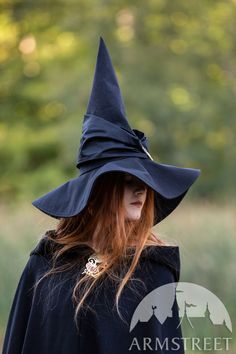 Black Cotton Witch’s Hat Halloween Edition for sale. Available in: black cotton :: by medieval store ArmStreet Medieval Witch, Vintage Halloween Photos, Witch Costumes, Witch Diy, Witches Hat, Vintage Witch, Black Witch, Halloween Hats, Modern Witch