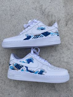 1 of 1 hand-painted  Brand new with Box Design and paint are wear and waterproof Shoes are made and shipped within 1-2 weeks Nike Customised Shoes, Customise Shoes, Nike Air Force Custom, Nike Af1 Custom, Nike Shoes Women Fashion, Buty Marki Nike, Nike Clothes, Custom Sneakers Diy, Af1 Custom