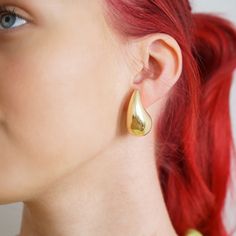 We love it golden! Funky, classy and never ever too boring. Our bijoux collection is perfect for letting the sunshine in your life.  Made of recycled stainless steel and dipped in gold these earrings are the perfect choice for everyday. Every piece is unique.  They come in a beautiful Smilla Brav jewellery box. After each use gently wipe your jewelry with a soft cloth and store it in the original Smilla Brav jewelry box or dust bag. Always protect it from sharp blows, scratching, chemicals, sunlight, and heat/cold. Keep silver in a dark, cool, and dry place. Saltwater, detergents, harsh chemicals such as chlorine bleach, hairspray, perfume, and perspiration can cause damage and discolouration. Made of gold-plated, recycled stainless steel. Gold Single Drop Earring In Modern Style, Minimalist Gold Drop Earrings With Matching Set, Trendy Gold Hypoallergenic Teardrop Earrings, Trendy Gold Teardrop Hypoallergenic Earrings, Everyday Yellow Gold Teardrop Earrings, Classic Gold Teardrop Earrings For Everyday, Gold Classic Teardrop Earrings For Everyday, Modern Gold Plated Teardrop Earrings For Gift, Modern Gold Plated Teardrop Earrings As Gift