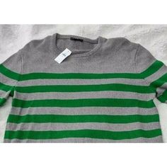 Gap Men's Size M Pullover Sweater Crew Neck Green Gray Striped 100% Cotton. Orig. $44.95 Length- 28" Chest- 40" Gap Cotton Sweater For Fall, Gap Cotton Relaxed Fit Sweater, Gap Cotton Sweater In Relaxed Fit, Gap Relaxed Fit Cotton Sweater, Gap Cotton Sweater With Relaxed Fit, Gap Crew Neck Sweater For Fall, Gap Crew Neck Sweater For Spring, Gap Relaxed Fit Top For Winter, Gap Cotton Sweater For Spring