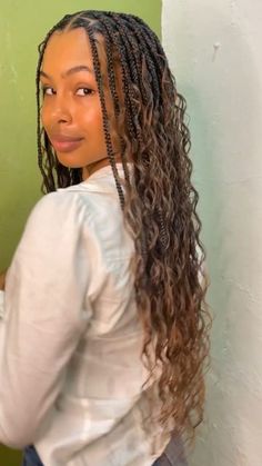 Ombre 30 Knotless Braids, Knotless Light Brown Box Braids, 1b/30 Boho Knotless Braids, Boho Not Less Braids, 27 30 Knotless Braids, Ombre Bohemian Knotless Braids, Boho Braids Light Brown, Ombre Boho Knotless Box Braids, Medium Boho Knotless Braids With Color