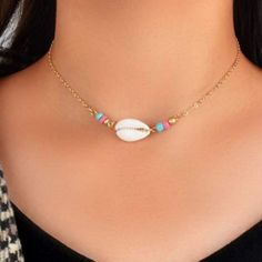 Dainty Sea Shell Necklace Choker Material:Alloy Trendy White Necklace For Vacation, Trendy White Shell Necklace As A Gift, Trendy White Shell Necklace Gift, Trendy White Shell Necklace, Choker Aesthetic, Chunky Gold Chain Necklace, Blue Turquoise Necklace, Scorpio Necklace, Sea Shell Necklace