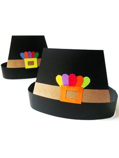 Pilgrim Hat Craft Pilgrim And Indian Preschool Costumes, Pilgrim Hats For Preschool, Pilgrim Hats For Kids, Thanksgiving Hats For Preschoolers, Pilgrim Crafts For Toddlers, Diy Pilgrim Hat, Pilgrims Hats For Kids