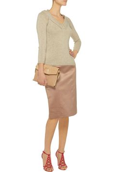 AUTHENTIC BURBERRY PRORSUM CASHMERE SWEATER Color: Trench MSRP $795.00 New with tag                                                                                                                                                                                                                               Women's size: XL                                                             Measurements: underarm to underarm - 20" (51 cm)                                                                                                                                                                        inside arm length - 16" (40.5 cm)                                   length, straight down center of back - 26" (66 cm) (measurements taken outside of garment when garment is lying flat unstretched;  pl Elegant Fitted Sweater For Business Casual, Elegant Crew Neck Sweater For Work, Elegant Long Sleeve Sweater For Workwear, Elegant Spring Sweater For Business Casual, Elegant Evening Sweater With Crew Neck, Elegant Fitted Beige Sweater, Burberry Prorsum, Cashmere Sweater, Popular Style