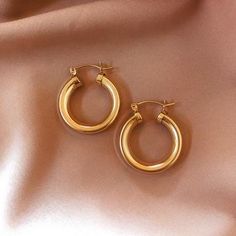 Classic Small Hoop Earrings In 14k Gold Filled, Chic Gold Huggie Earrings For Everyday, Elegant Rounded Everyday Earrings, Trendy 14k Gold Everyday Earrings, Chic Hoop Earrings With Ear Wire, Tarnish Resistant Hoop Earrings, Everyday Tarnish Resistant Hoop Earrings, Everyday Tarnish-resistant Hoop Earrings, Chic 14k Gold Hoop Earrings