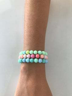 Bead Bracelet, hand made by XicoleCrafts. Beads multicolour. Bead Bracelet, Favorite Jewelry, Jewelry Bracelets, Hand Made, Portugal, Beaded Bracelets, Accessory Gift, Gift Card, Electronic Accessories