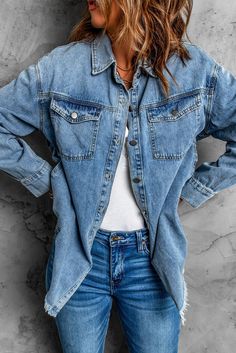 F00130570-113 Trendy Denim, Blank Apparel, Denim Chic, Denim Patterns, Simple Blouse, Blue Jean Jacket, Denim Jacket Women, Denim Jackets, Pocket Jeans