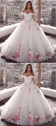 #quinceaneradress #ballgown Wedding Dresses Floral, Tulle Ball Gown Wedding Dress, Off Shoulder Ball Gown, Quinceñera Dresses, Dress Quinceanera, Pretty Quinceanera Dresses, 파티 드레스, Quinceanera Dress, Tulle Ball Gown