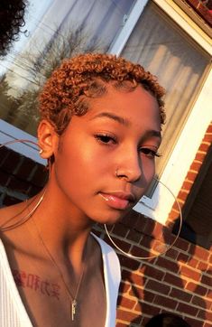 Big Chop Hairstyles, Twa Hairstyles, Natural Hair Cuts, Natural Hair Short Cuts, Tapered Haircut, Cute Short Haircuts, Easy Hairstyles For Medium Hair, Penteado Cabelo Curto, Short Natural Hair Styles