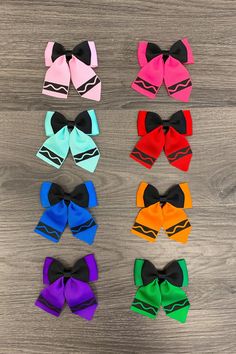 Crayon Hair Bow, Pre K Outfits, Ribbon Hair Bows Diy, Scrunchies Business, Cheer Fits, Hairstylist Career, Diy Baby Hair Bows, Bow Board, Short Or Long Hair