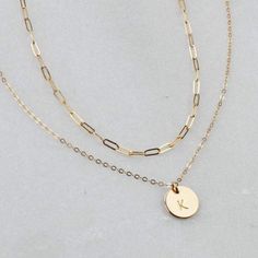 14k Gold Filled Cable Chain Jewelry, Layering Jewelry With Cable Chain, Minimalist 14k Gold Filled Chain Necklace As Gift, Simple Cable Chain Jewelry As Gift, Simple Cable Chain Jewelry Gift, Everyday 14k Gold Filled Coin Necklace With Round Pendant, Everyday Round Cable Chain Jewelry, Personalized Gold Chain Necklace For Everyday Use, Yellow Gold Round Charm Necklaces For Layering