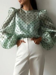 Ladies Tops Fashion Blouses, Mode Kimono, Fashion Top Outfits, Fancy Tops, Fashion Tops Blouse, Trendy Fashion Tops, Chic Blouses, Classy Dress Outfits, Elegant Shirt