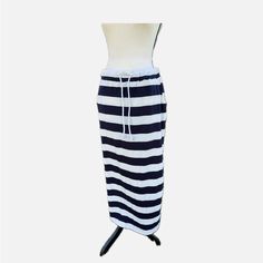 Size Large Cotton Blend No Fading Side Pockets Waist 16 Stretch 21 Length 36.5 Super Soft Nwot Casual Navy Skirt For Spring, Casual Navy Stretch Skirt, Casual Navy Skirt For Summer, Casual Striped Mini Skirt, White Maxi Skirt, White Maxi Skirts, Embellished Skirt, Striped Maxi Skirts, Skirt Trends