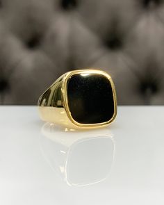 Men Ring with Onyx, Black Pinky Signet Ring, Square Shape Genuine Gemstone, Stylish Gold / Silver Ring, Handmade Jewelry, Best Gift for Him ◎ Details ◎ ○ Material 14K Solid Gold or 925 Sterling Silver Weight of Ring : approx 18.00 gr Height of Ring : approx 5.30 mm ○ Upgrade to Solid 18K Gold, please click the link below: https://www.etsy.com/listing/962826004 ○ Gemstone Natural Onyx Gemstone approx. 15 mm x 15 mm 4.23 ct Made to Order HANDMADE ITEM ○ For Men Collection : https://etsy.me/2PmKJMW Pinky Signet Ring, Ring Square, Topaz Color, Best Gifts For Her, Men Ring, Onyx Gemstone, Gorgeous Jewelry, Square Shape, Ring Handmade