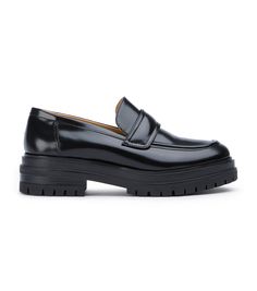 Stand-out from the crowd with our Wiz loafer. Showcasing a shiny black leather exterior, this design features an exaggerated chunky sole with a sleek rounded toe-shape, a high-cut vamp and is finished with a leather upper, lining and cushioned foot-bed. -Material: Leather Upper & Lining -Sole: Man-Made -Fit: We recommend choosing a half size down -Toe-shape: Rounded -Features: Chunky sole -Heel: 4.5cm Business Platform Loafers With Lug Sole In Patent Leather, Modern Black Platform Loafers With Lug Sole, Black Formal Platform Loafers With Lug Sole, Modern Black Platform Loafers With Chunky Sole, Modern Black Platform Loafers With Chunky Platform, Black Platform Loafers With Lug Sole For Formal Wear, Black Platform Loafers With Lug Sole For Formal Occasions, Modern Black Platform Loafers, Formal Patent Leather Platform Loafers With Lug Sole