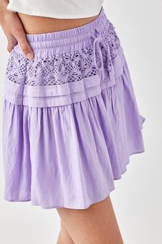 Introducing our Trim Lace with Folded Detail Skirt, a sophisticated and elegant addition to your wardrobe. This skirt is designed with meticulous attention to detail, featuring delicate lace trim and folded accents that add a touch of femininity and refinement to your look. Size + Fit- Model is wearing size S- Measurements taken from size S- 5'9" / 175CM- 32-24-34 Style: Boho Print / Pattern: Contrast Silhouette: Skirt Fit: Relaxed Embellishment: Trim Lace Length: Mini Closure: Drawstring Lining: Yes Made In: CHINAFabric Contents: Self: 50% Polyester, 50% RayonLining: 100% Rayon Non-stretch fabric Non-sheer fabric Care Instructions: Machine wash cold, gentle cycle, tumble dry low.Size Measurement (inch): S: 25.0 (Waist), 36.0 (Hips), 15.0 (Length) M: 26.0 (Waist), 37.0 (Hips), 15.5 (Length Kimono Sweater, Curvy Swimwear, Novelty Clothing, Swimwear Dress, Skirt Fits, Curvy Dress, Stylish Clothes For Women, Boho Print, Style Boho