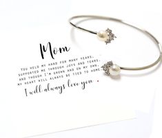 To My Mother on My Wedding Day Bride Mom Gift for Mother of the Bride Gift From Daughter Diamond April Mothers Day Bracelet Wedding Jewelry - Etsy Vintage Sapphire Earrings, Personalized Godmother Gifts, Mother Gifts Wedding, Wedding Day Bride, Bridesmaid Pearl Earrings, Brides Mom, Little Sister Gifts, Mother Of The Bride Gift, Pearl Birthstone