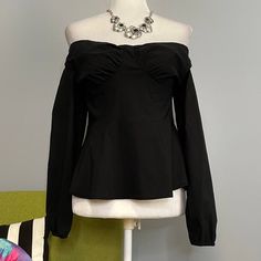 Topshop Black Bengaline Bardot Off The Shoulder Blouse Top New Us 8 -Long Sleeve Blouse Top With Bardot Off The Shoulder Neckline -Black Fabric With Stretch -Peplum Flared Bottom -Us Size 8 Uk Size 12 -New With Tags Nwt Fitted Padded Blouse For Date Night, Fitted Off-shoulder Blouse For Work, Long Sleeve Blouse For Night Out, Elegant Black Off-shoulder Blouse, Fitted Off-shoulder Blouse For Night Out, Evening Black Blouse, Fitted Black Padded Blouse, Formal Black Fitted Blouse, Off-shoulder Fitted Top Blouse For Party