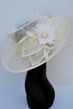 Kentucky Derby Hat, Tea Party Hat & Church Hat! Make your statement with this stunner! *100% Brand new, hand made and high quality. *Head circumference is adjustable *Material: Polyester *Crown height: 4" *Brim length 5.5" *Beautiful detail *Available in different colors Formal Hat, Classy Hats, Hat Cream, Derby Hats Fascinators, High Tea Party, Sinamay Hats, Hat Wedding, Church Hat, Tea Party Hats