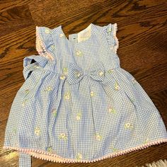 Infant Girl Dress By Rate Editions. In Great Condition, Never Worn. Blue Sleeveless Dress For First Birthday, Blue Dress For First Birthday In Summer, Flared Skirt Dress, Girls Pinafore, White Eyelet Dress, Pink Formal Dresses, Infant Girl, Girls Formal Dresses, Bubble Dress