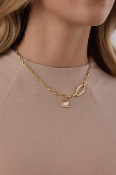 A fashion-forward yellow gold link necklace—with a twist, of course. Featuring a unique tag outline outfitted in cascading white pavé diamonds, the Lucia Outline Gold Necklace is an asymmetrical, attention-grabbing shape. Luxury Gold Necklaces With Cut Dana, Gold Link Necklace, Gold Link, Halo Pendant, Fine Jewelry Designers, Rose Gold Necklace, Delicate Necklace, Link Necklace, Earring Necklace