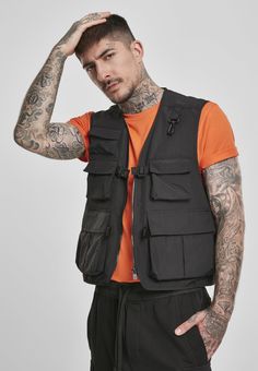 Tactical Vest - Pikemla Utility Vest Outfit, Vest Street Style, Vest Outfits Men, Black Label Society, Motorcycle Suit, Bullet Proof Vest, Tactical Vest, Black Vest, Vest Fashion