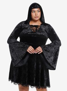 Get coven ready with this witchy piece! Cast a spell in this crushed velvet dress featuring strappy detailing at the chest and dramatic bell sleeves. Comes with side seam pockets and a hood. Cosmic Aura, Plus Size Hot, Crushed Velvet Dress, Get Ready For Fall, Her Universe, Tall Hoodies, Hooded Dress, Plus Size Fits, Velvet Bow