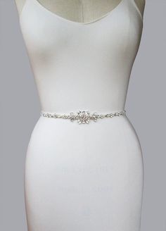 Skinny bridal belt sash Bridal crystal sash by SabinaKWdesign Bridal Waist Belt, Formall Dresses, Wedding Dress Belts, Bridal Accessories Belt, Bridal Accesories, Elegant Veils, Bridal Belts, Bridal Sash Belt, Wedding Belt