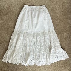 Nwt. White Elastic Waist Embroidered Maxi Skirt. Abercrombie. Just A Little Too Big On Me. White Fairy Skirt, Hannah Core, Long White Skirt, Medium Length Skirt, Long Cotton Skirt, Big Wolf, White Maxi Skirt, White Long Skirt, Fairy Skirt