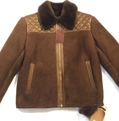 Jakewood "Alaska" Brown Shearling Jacket Brown Shearling Jacket, Retro Backpack, Men Coats, Stylish Mens Outfits, Brown Brown, Black Men Fashion, Shearling Jacket, Jackets Online, Mens Coats