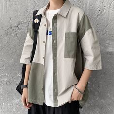 90s Fashion Men Summer, Moda China, Clothing Board, Kemeja Lelaki, 90s Fashion Men, Streetwear Chic, Streetwear Mode, Shirts Short Sleeve, Men Shirts