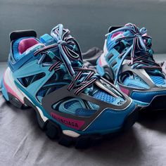 Balenciaga Blue Pink Track Runner Sneakers. Original Price Retails For $950. I Only Wore It A Couple Times. They Look Brand New To Me. Price Is Negotiable. Blue Balenciaga Sneakers Outfit, Blue Balenciaga Shoes, Balenciaga Sneakers Outfit, Balenciaga Blue, Track Runners, Balenciaga Runners, Shoes Balenciaga, School Fit, Track Shoes