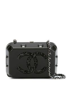 circa 2014-2015 black signature interlocking CC logo glitter detailing egg box shape leather and chain-link shoulder strap Condition: GOOD. This previously owned and used item is in good condition with minimal signs of use. This may include fading of material or plating and scratches. Studded Clutch, Egg Box, Box Clutch, Novelty Bags, Shopping Chanel, Chanel 2, Egg Carton, Leather Thread, Shoulder Bag Black